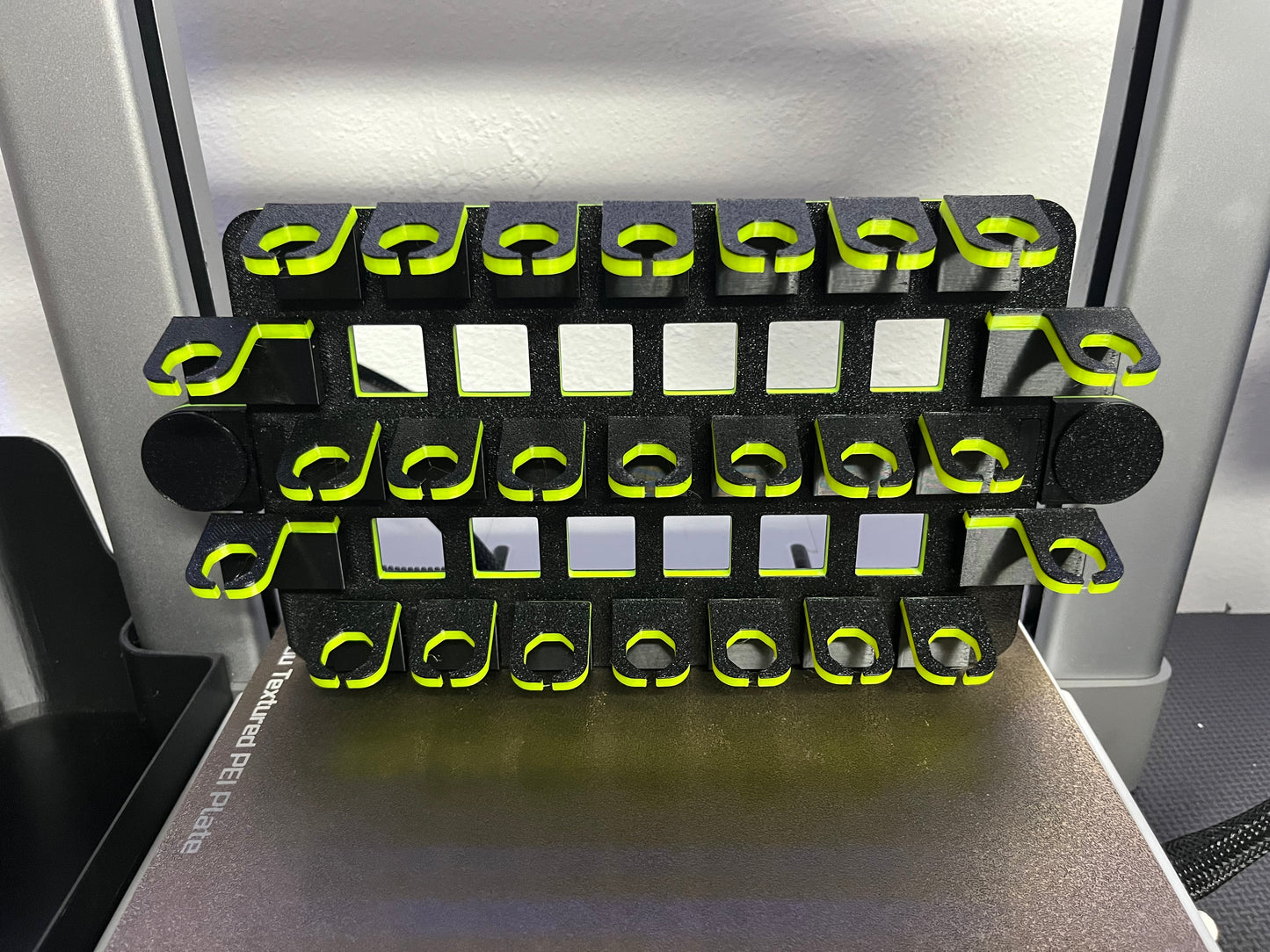 Magnetic wall racks