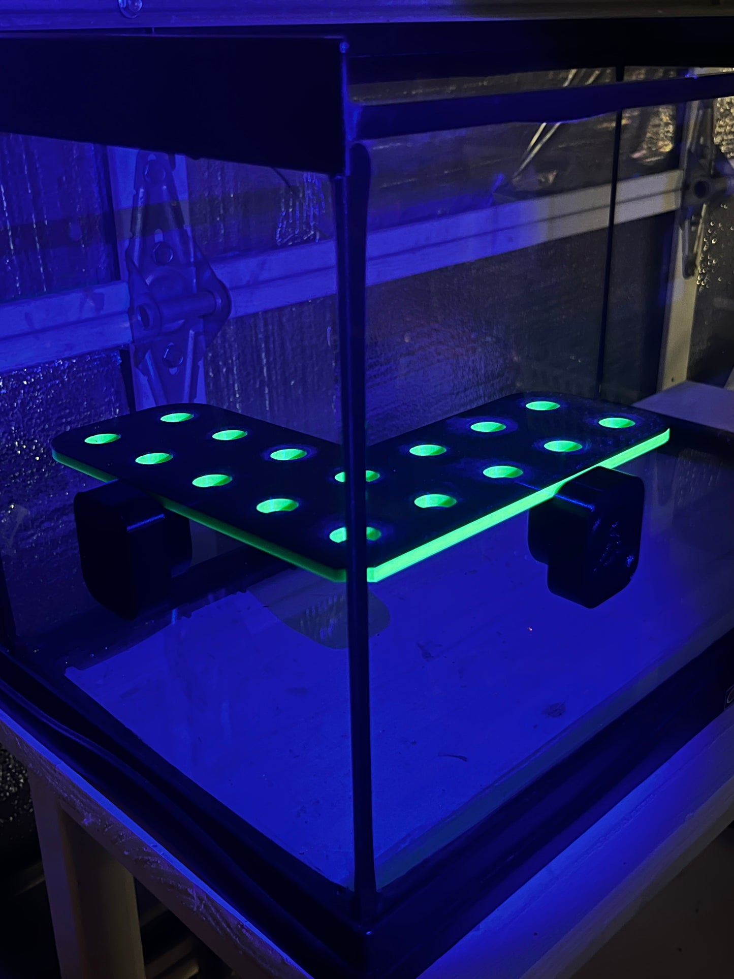 Corner Frag Rack - 16 plugs