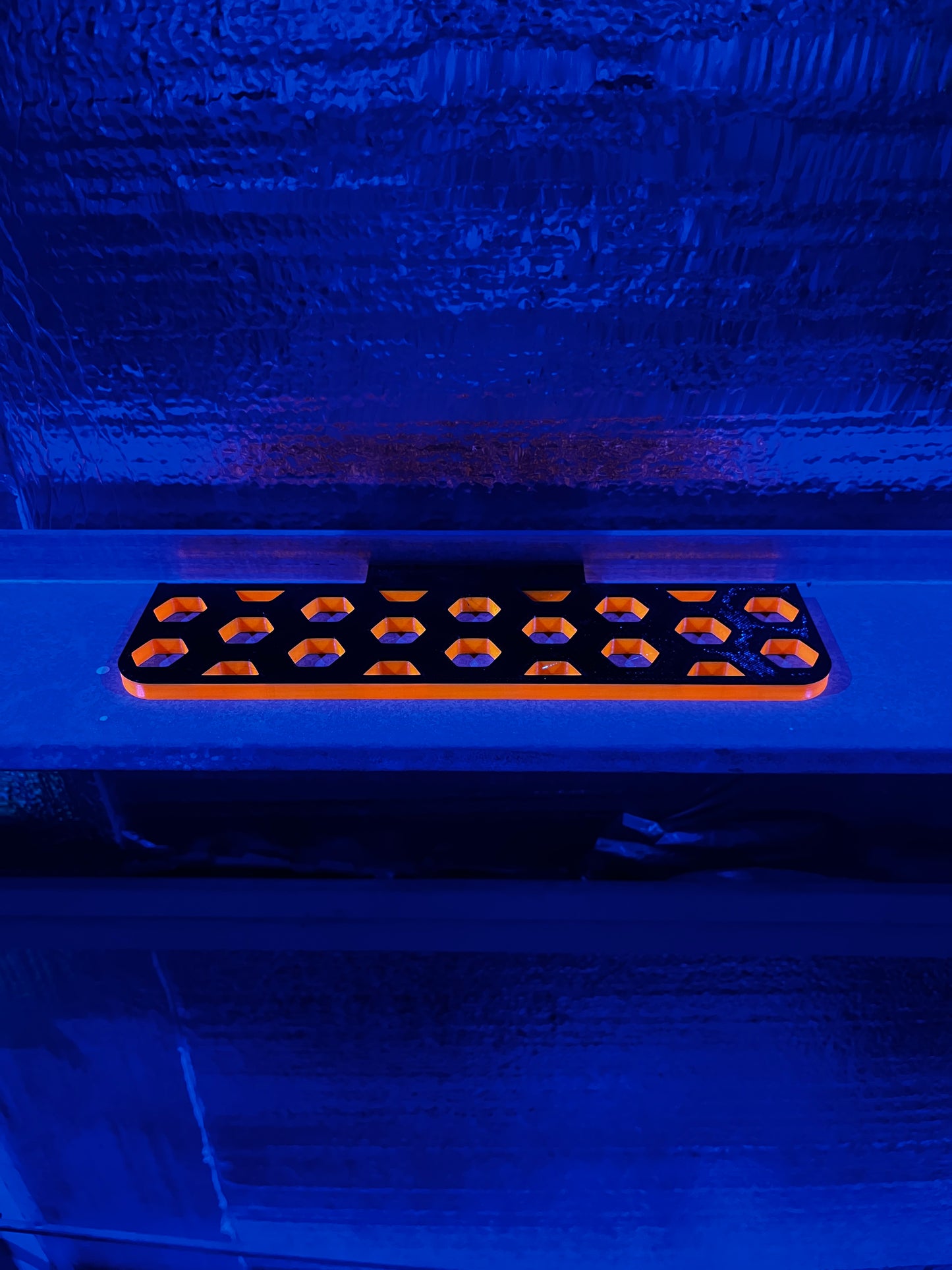 Magnetic frag rack - 14 plugs