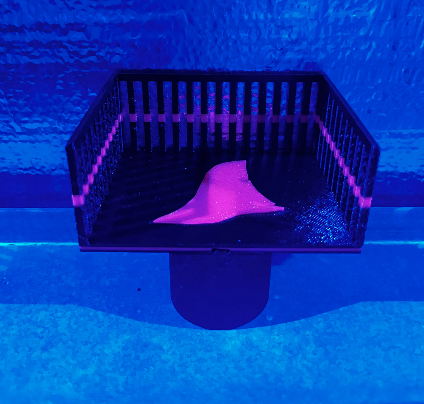Magnetic mushroom basket
